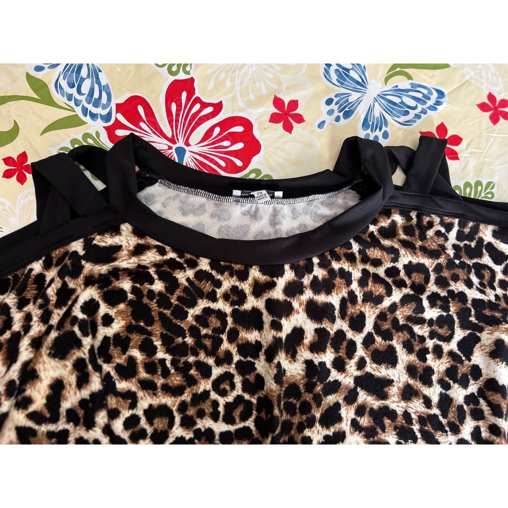 EUC White Birch Tunic Top 2X Black Animal Leopard Print Strappy Cold Shoulder - Picture 5 of 12